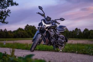 CFMOTO 800NK mootorratas
