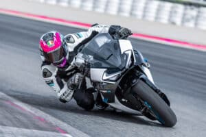 CFMOTO 675SR-R Mootorratas