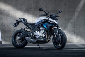 CFMOTO 675NK Mootorratas